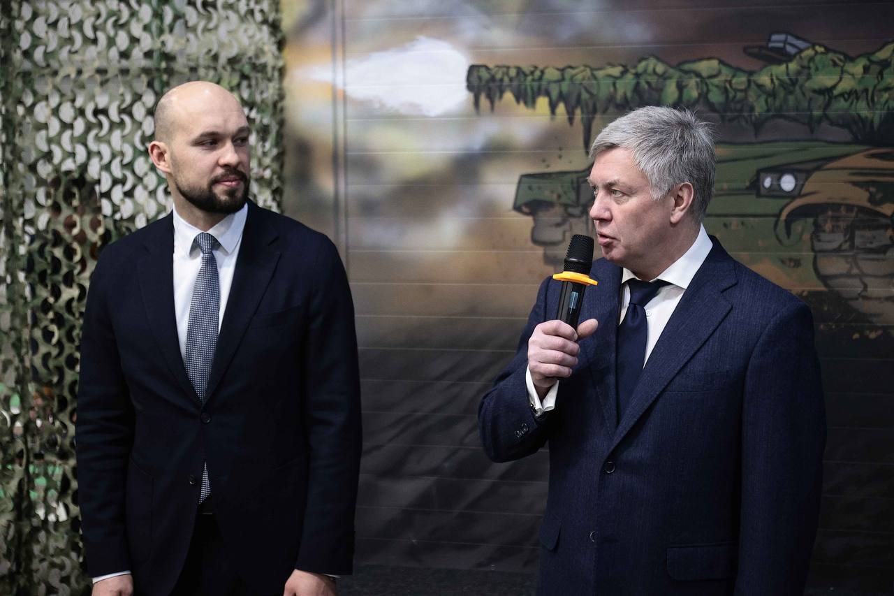 Алексей Русских: Совместно с начальником управления беспилотных систем и робототехники Минпромторга России Алексеем Сердюком осмотрели новую производственную площадку «СКБ Пиранья» Алексей Русских: Совместно с начальником управления беспилотных систем и робототехники Минпромторга России Алексеем Сердюком осмотрели новую производственную площадку «СКБ Пиранья»