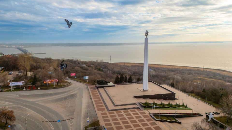Обелиск с высоты птичьего полета