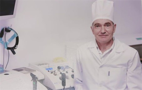 Врача-оториноларинголога Центральной городской клинической больницы Ульяновска Николая Фёдоровича Родионова знают тысячи жителей нашего региона