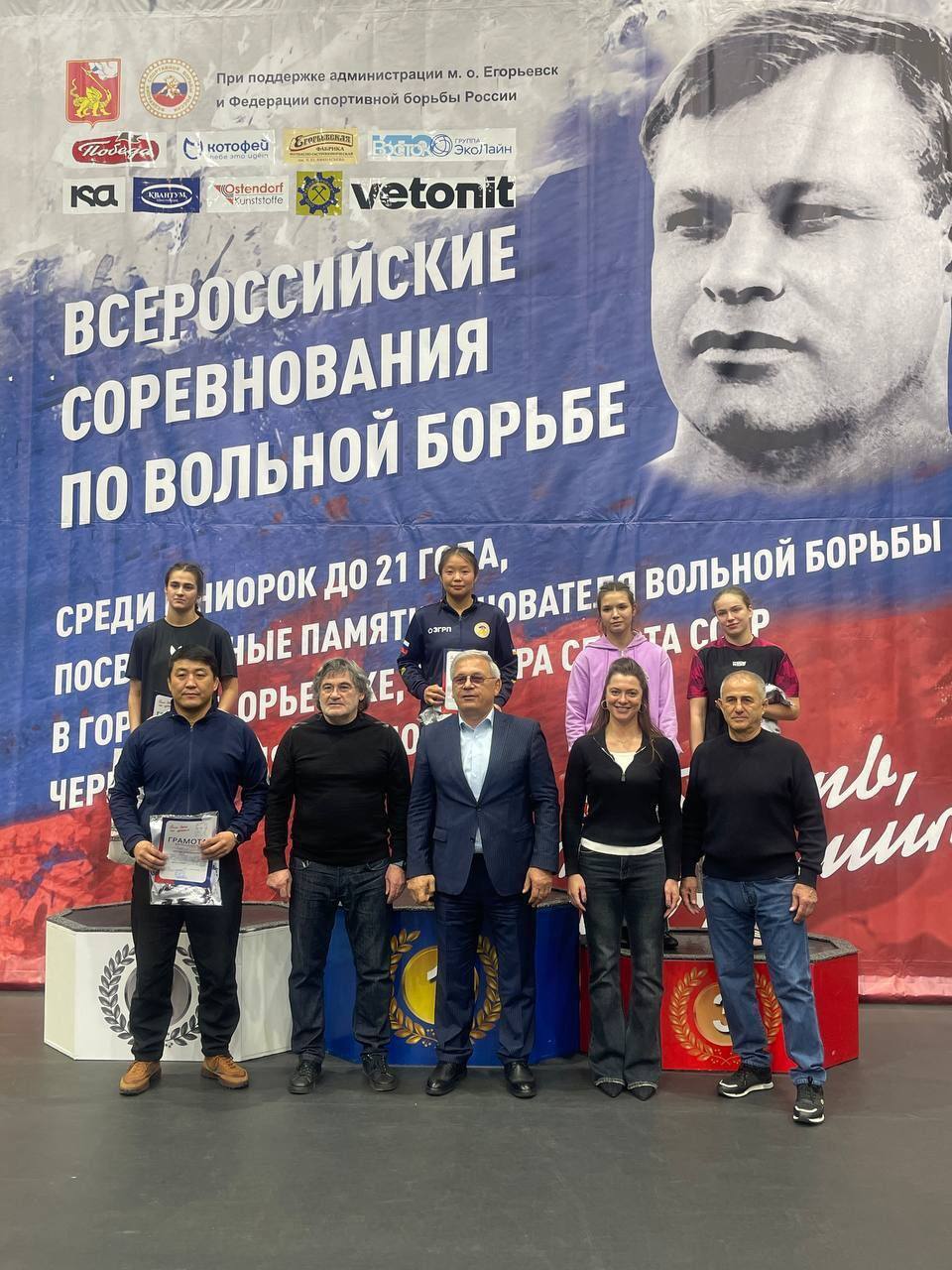 Ульяновские спортсменки завоевали бронзовые медали на Всероссийских соревнованиях по вольной борьбе! Ульяновские спортсменки завоевали бронзовые медали на Всероссийских соревнованиях по вольной борьбе!