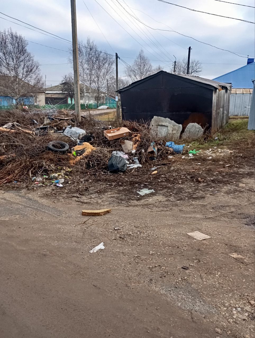 В Тереньге обнаружены мусорные завалы