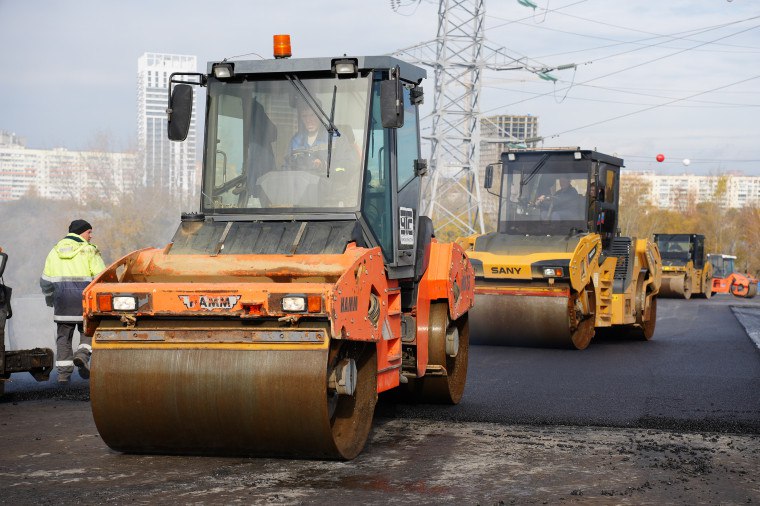 В Ульяновске определили 19 строительных приоритетов на ближайшие годы — это крупные инфраструктурные проекты в сферах образования, ЖКХ, водоснабжения, благоустройства и расселения аварийного жилья