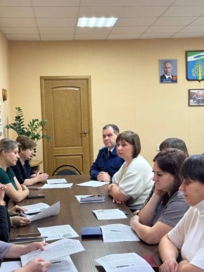 123 Прокурор Майнского района Равиль Надршин принял участие в научно-практическом мероприятии на тему: «Профилактика и противодействие коррупции в органах местного самоуправления», проводимом администрацией района в рамках...