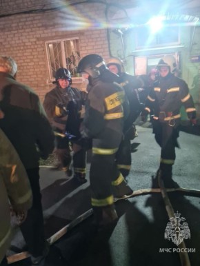 В Ульяновске огнеборцы спасли человека на пожаре