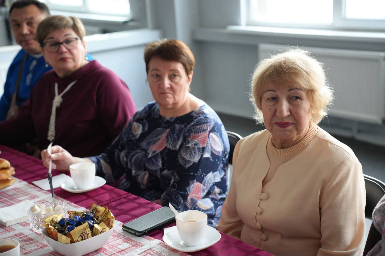 Александр Болдакин: В День Героев Отечества встретился с семьями погибших участников специальной военной операции Александр Болдакин: В День Героев Отечества встретился с семьями погибших участников специальной военной операции