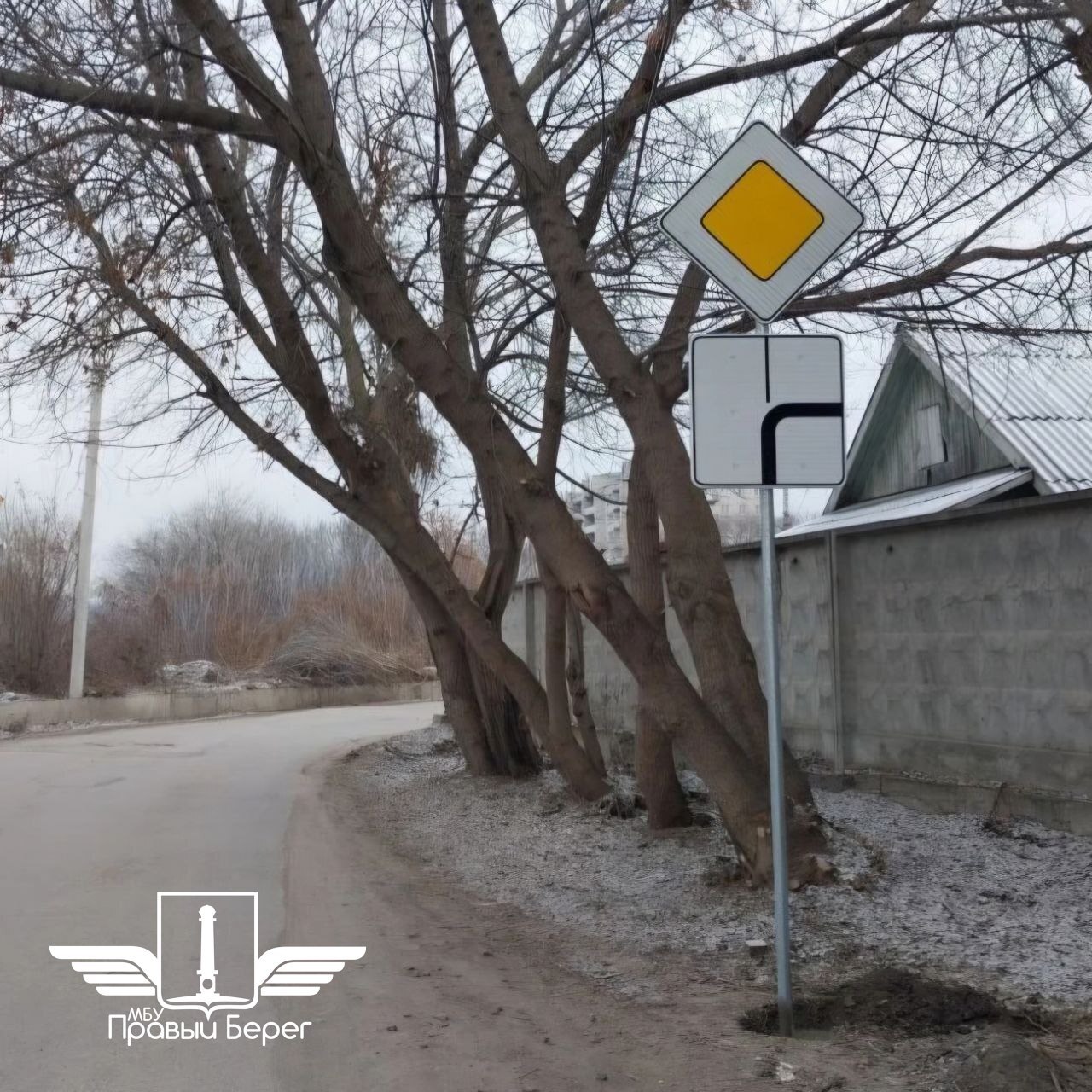 Расставляем приоритеты. По инициативе главы города Александра Болдакина продолжается обустройство подъездных путей к большой кольцевой развязке «минаевского» моста