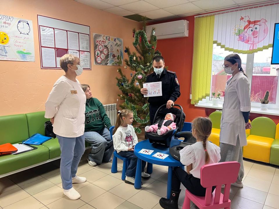 Консультационные пункты по безопасности дорожного движения развернулись в детских больницах и поликлиниках Ульяновской области