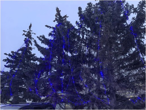 Заволжские объекты бизнеса празднично украшают свои здания Заволжские объекты бизнеса празднично украшают свои здания