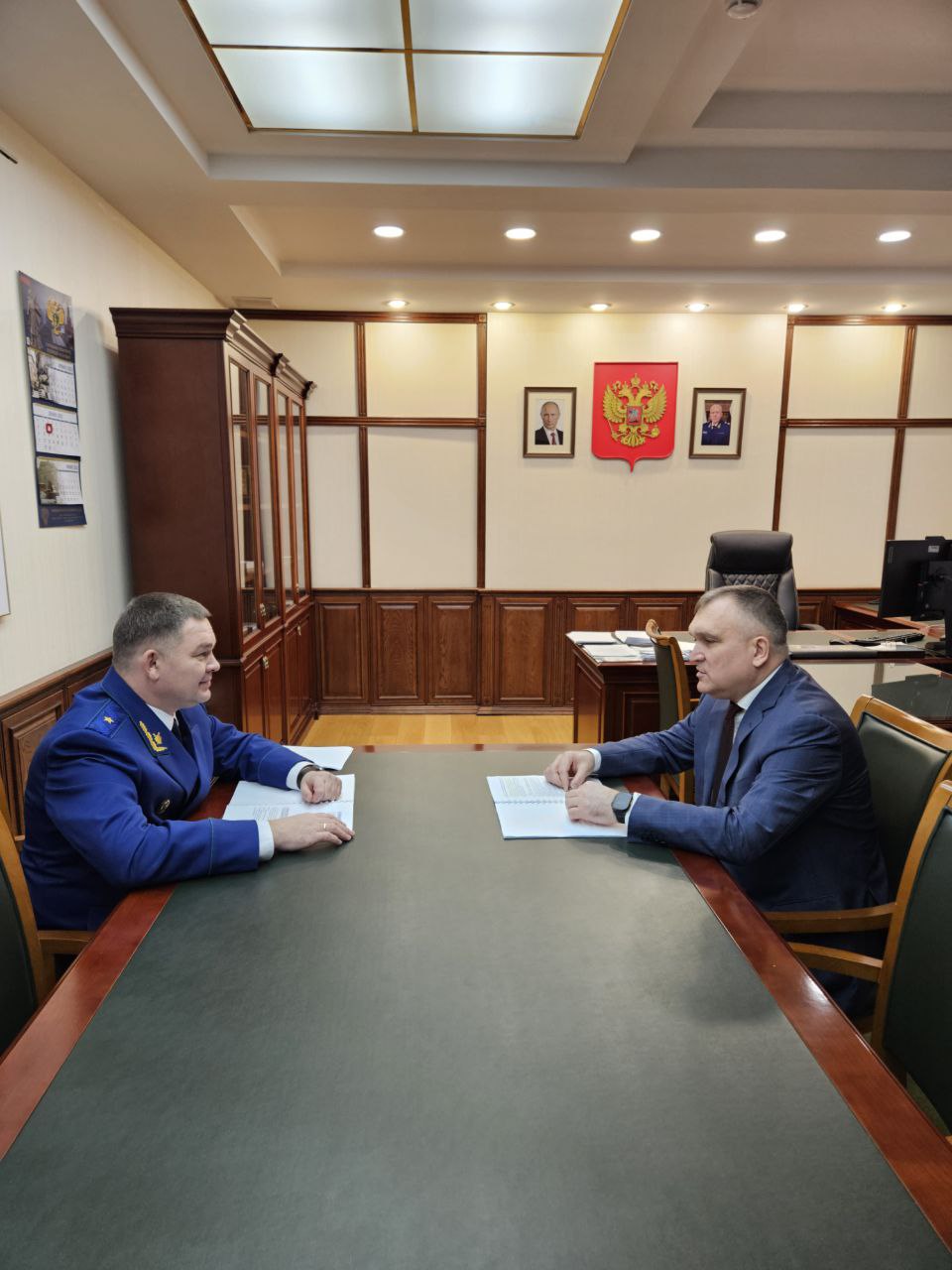 Прокурор Ульяновской области провел рабочую встречу с Уполномоченным по правам человека в Ульяновской области Прокурор Ульяновской области провел рабочую встречу с Уполномоченным по правам человека в Ульяновской области