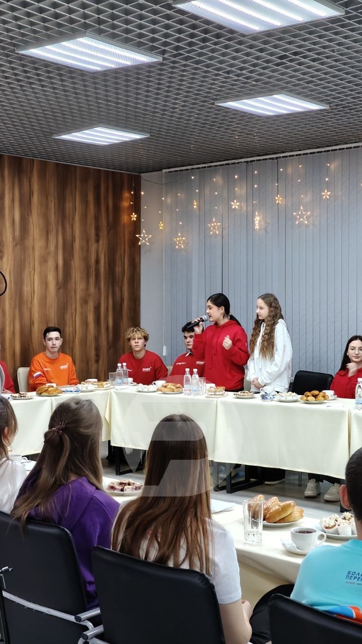 Глава региона встретился с победителями Всероссийского конкурса «Большая перемена» в стенах Ульяновского техникума питания и торговли Глава региона встретился с победителями Всероссийского конкурса «Большая перемена» в стенах Ульяновского техникума питания и торговли