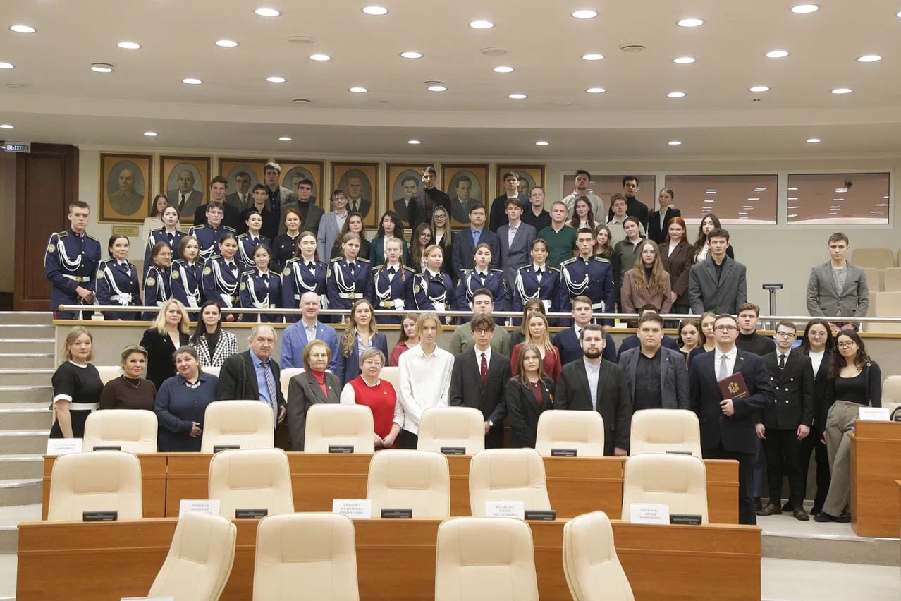 Молодежный парламент и Молодежная избирательная комиссия Ульяновской области подписали соглашение о сотрудничестве