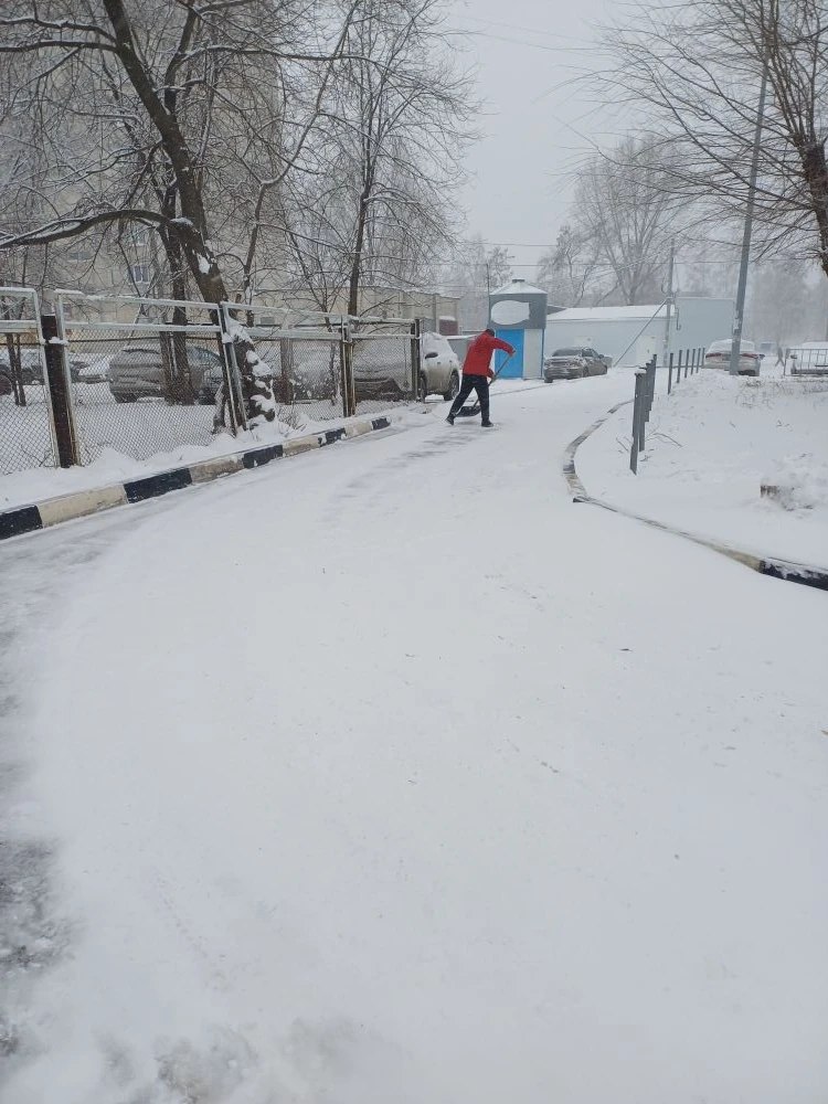 Непогода вносит коррективы в работу всех отраслей Непогода вносит коррективы в работу всех отраслей