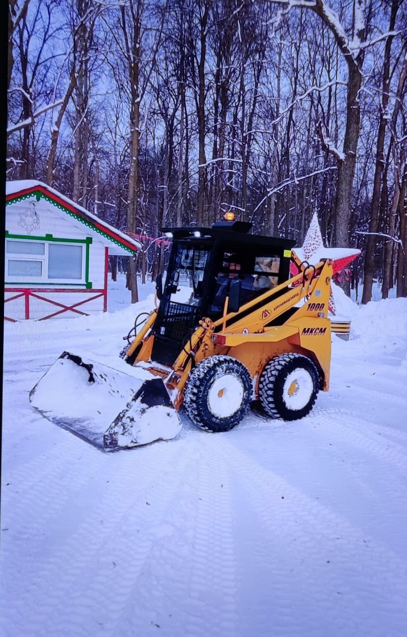 В Ульяновск наконец пришла настоящая зима — со снегом, белыми деревьями и всей декабрьской красотой В Ульяновск наконец пришла настоящая зима — со снегом, белыми деревьями и всей декабрьской красотой