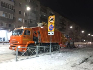 За сутки с улиц Ульяновска вывезли 36 самосвалов снега