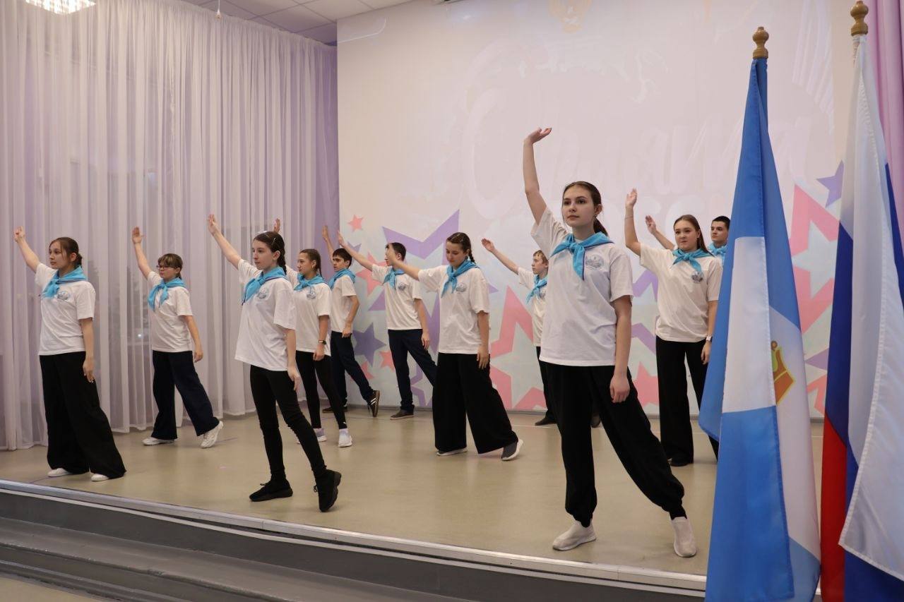 Для воспитанников школы-интернат №26 прошла интеллектуально-творческая встреча, посвященная Дню Конституции Для воспитанников школы-интернат №26 прошла интеллектуально-творческая встреча, посвященная Дню Конституции