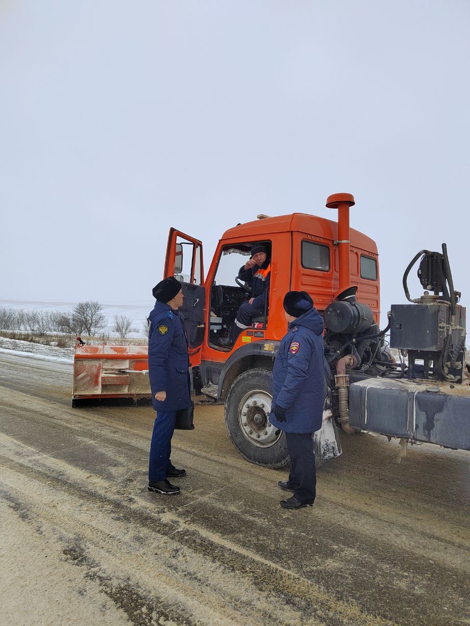 123 Прокуратура Вешкаймского района проводит проверку исполнения законодательства о безопасности дорожного движения 123 Прокуратура Вешкаймского района проводит проверку исполнения законодательства о безопасности дорожного движения