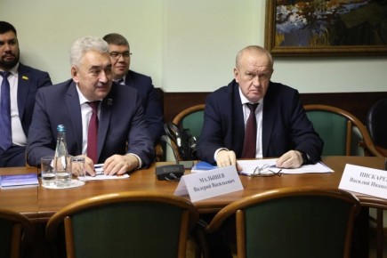 15 декабря в рамках проходящего в Москве Совета законодателей Российской Федерации состоялось заседание комиссии по национальной безопасности и противодействию коррупции