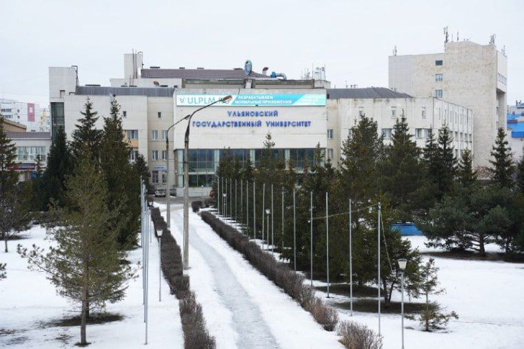 ����� ������ ��������� �������� ��������� � 30-������ ����������� ��������������� �����������