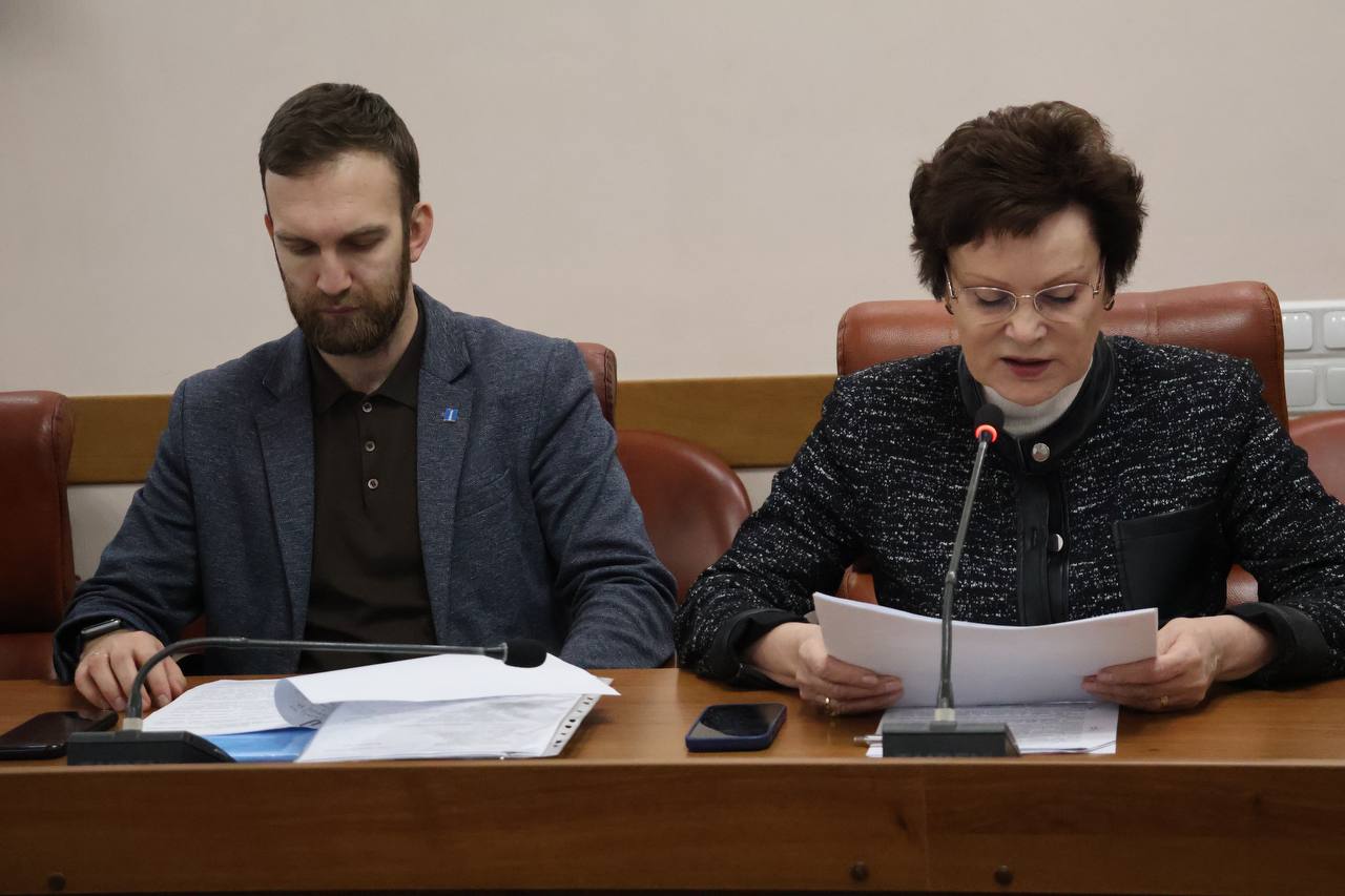 Для школьников Ульяновска запланировано более 1 500 новогодних мероприятий Для школьников Ульяновска запланировано более 1 500 новогодних мероприятий