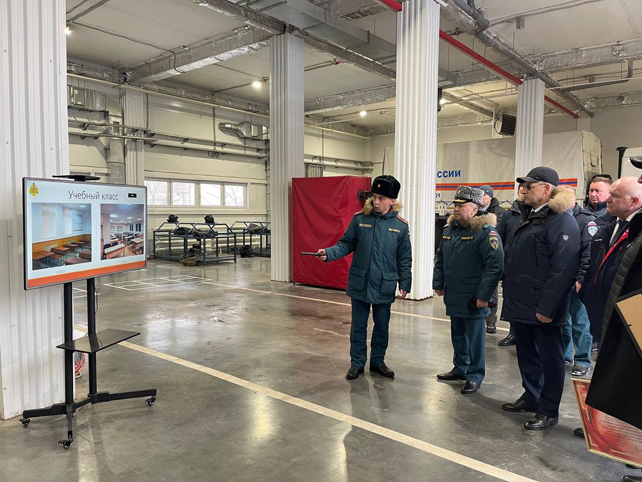 В Новом городе открыли обновленную пожарно-спасательную часть В Новом городе открыли обновленную пожарно-спасательную часть