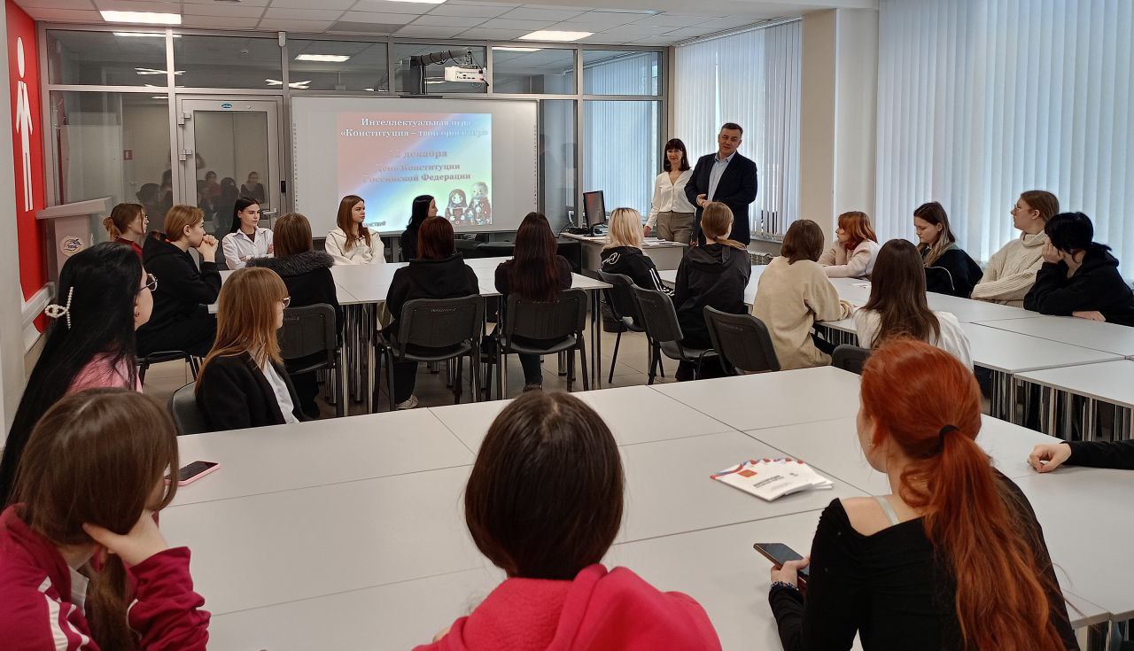 Территориальная избирательная комиссия Ленинского района города Ульяновска провела цикл мероприятий для будущих избирателей Территориальная избирательная комиссия Ленинского района города Ульяновска провела цикл мероприятий для будущих избирателей