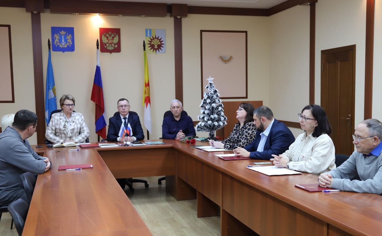 Территориальные избирательные комиссии состава 2025-2030 годов провели первые (организационные) заседания Территориальные избирательные комиссии состава 2025-2030 годов провели первые (организационные) заседания