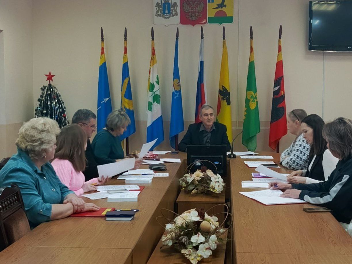 Территориальные избирательные комиссии состава 2025-2030 годов провели первые (организационные) заседания Территориальные избирательные комиссии состава 2025-2030 годов провели первые (организационные) заседания