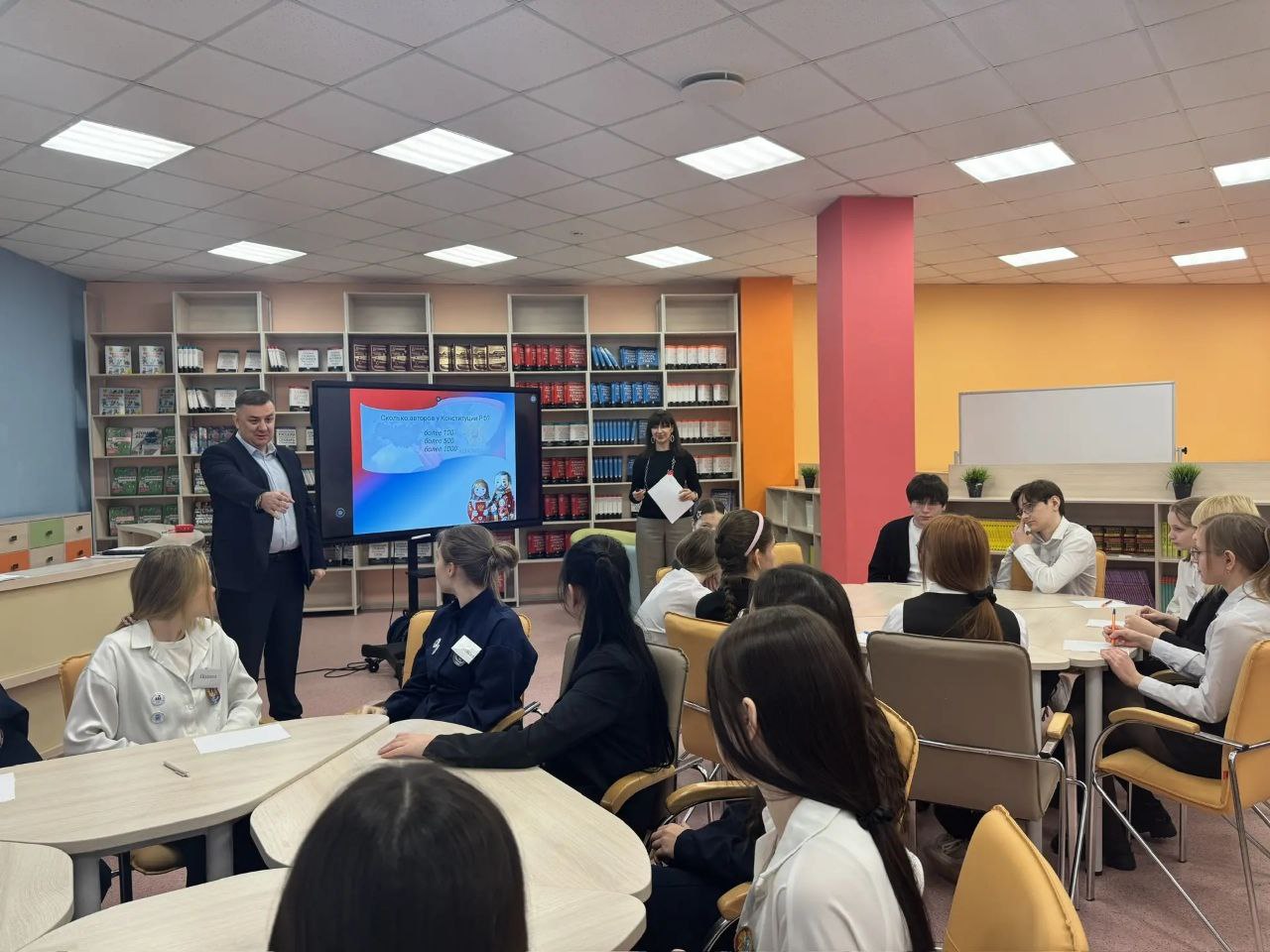 Территориальная избирательная комиссия Ленинского района города Ульяновска провела цикл мероприятий для будущих избирателей