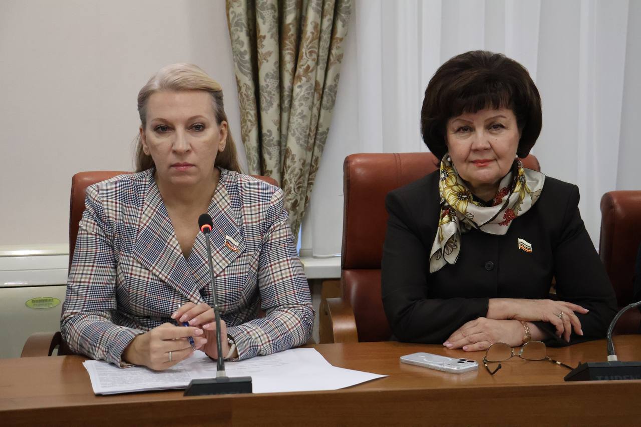 Для школьников Ульяновска запланировано более 1 500 новогодних мероприятий