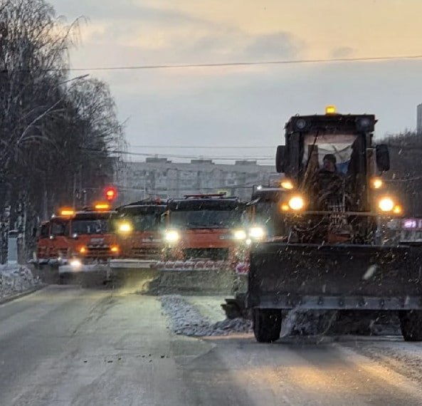 Ульяновские дорожники ликвидируют колейность и скользкость