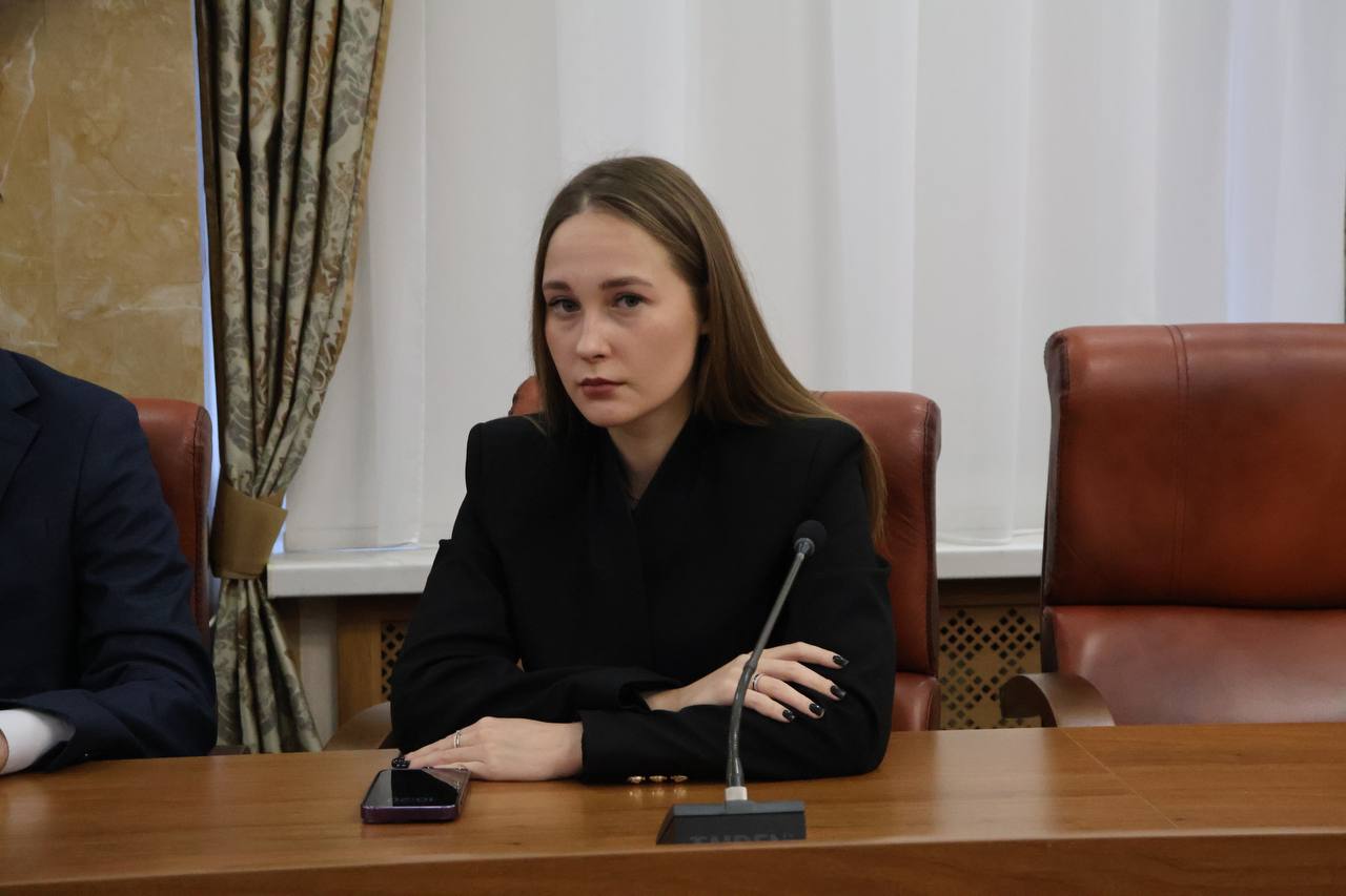 Для школьников Ульяновска запланировано более 1 500 новогодних мероприятий Для школьников Ульяновска запланировано более 1 500 новогодних мероприятий