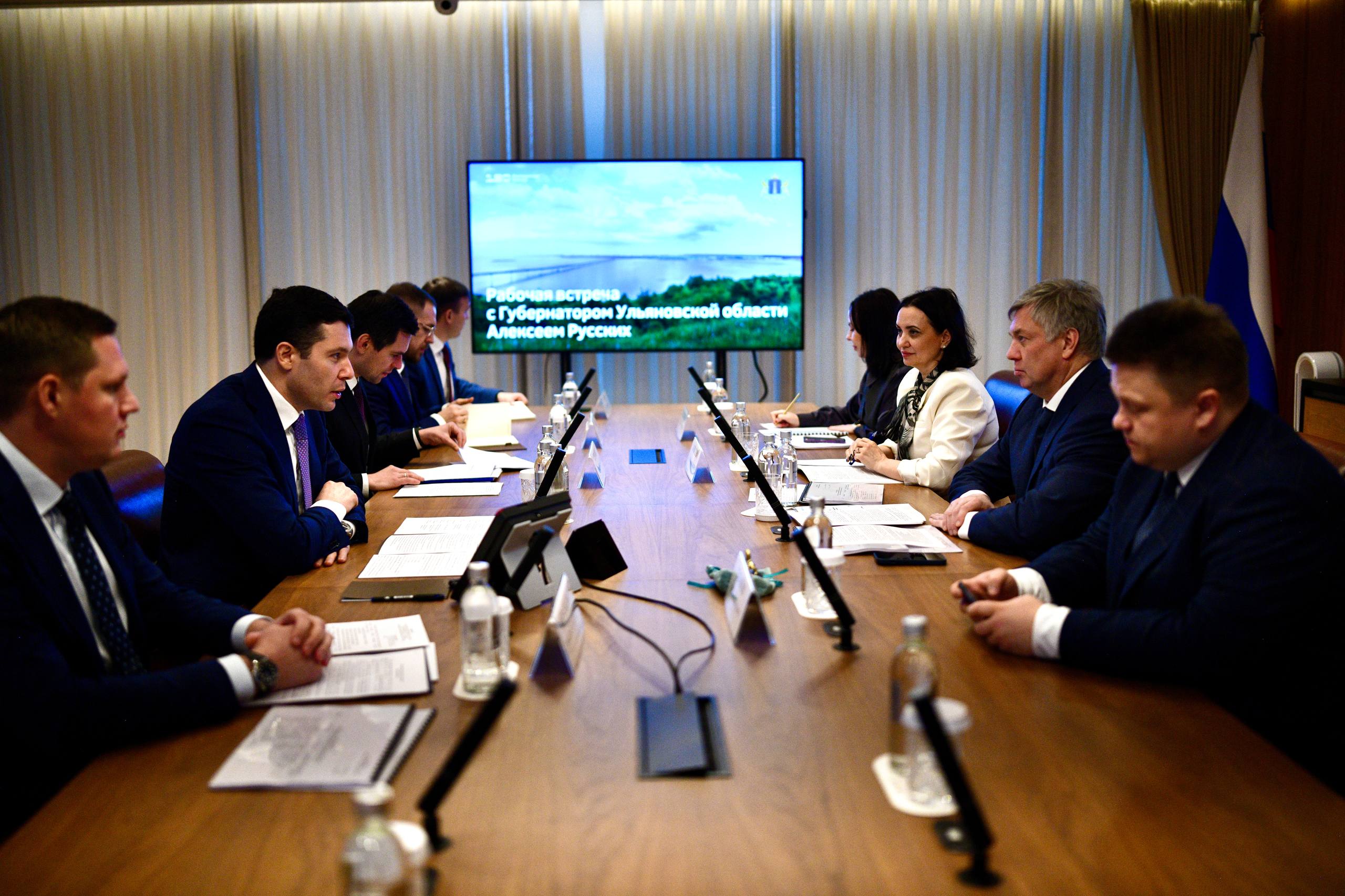 Алексей Русских: Обсудили с главой Минпромторга России Антоном Алихановым поддержку промышленности Ульяновской области