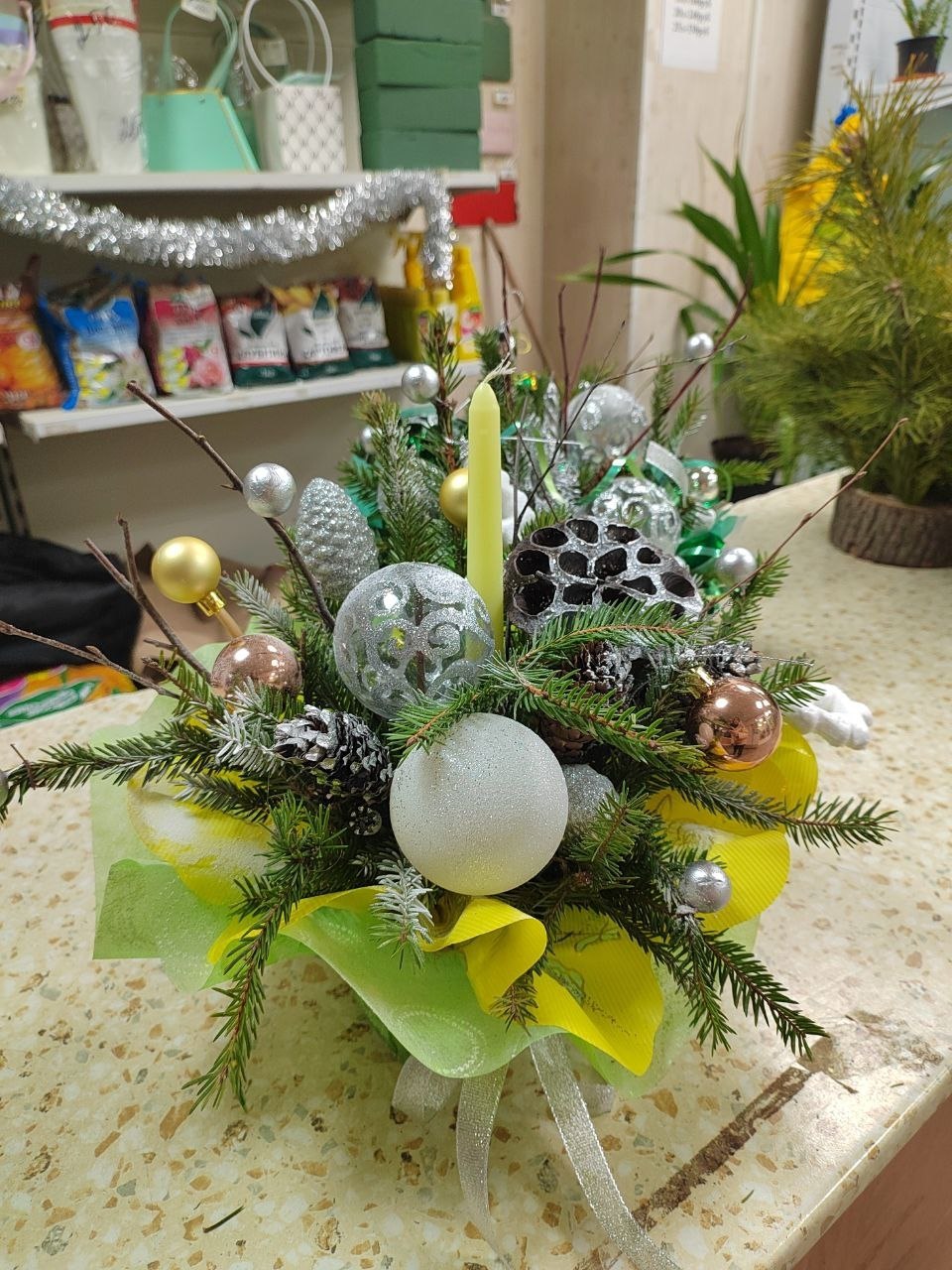 Помните новый год в детстве с тем самым запахом настоящей елки? Помните новый год в детстве с тем самым запахом настоящей елки?