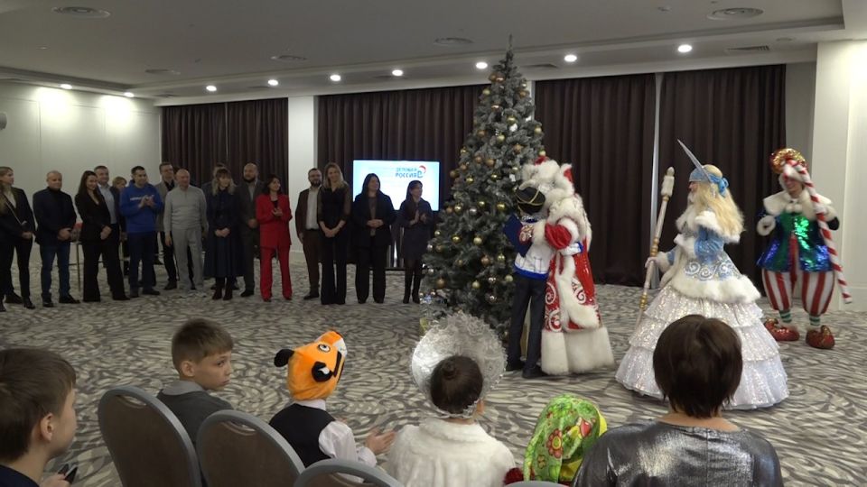 В третий раз в нашем регионе свою ёлку желаний проводят члены «Деловой России»