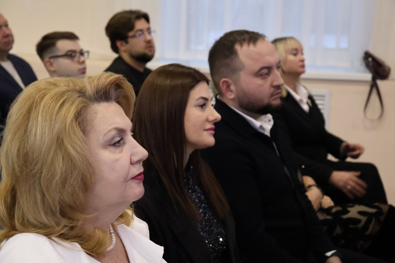 Общественная палата Ульяновска вносит весомый вклад в патриотическое воспитание молодёжи Общественная палата Ульяновска вносит весомый вклад в патриотическое воспитание молодёжи