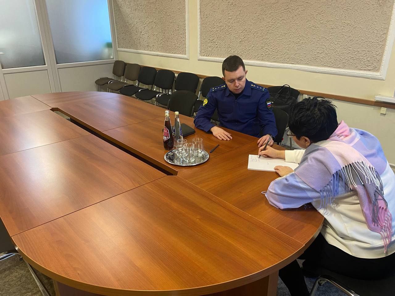 123 Заместитель прокурора Ленинского района г. Ульяновска Денис Герасимов провел выездной личный прием работников ОГКП «Корпорация развития коммунального комплекса Ульяновской области» 123 Заместитель прокурора Ленинского района г. Ульяновска Денис Герасимов провел выездной личный прием работников ОГКП «Корпорация развития коммунального комплекса Ульяновской области»