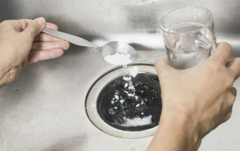 Эффективные решения для устранения засоров: секреты простого средства