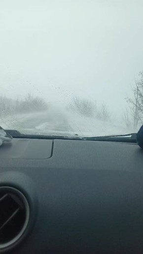 На трассах в Ульяновской области — плохая видимость из-за метели