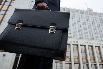 Совет Федерации отменил публичные декларации о доходах чиновников: новое начало или путь к коррупции?