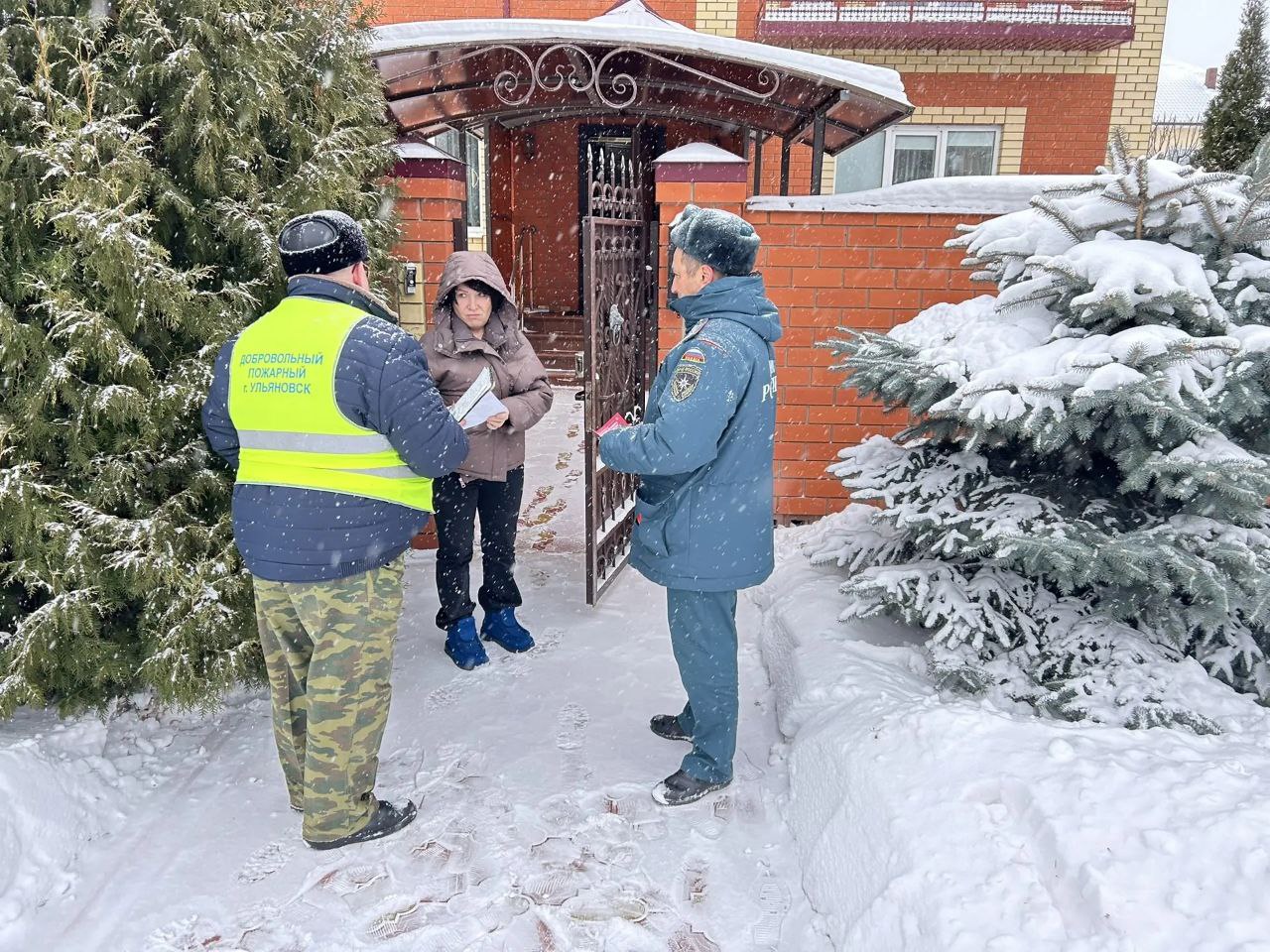 На улице Шурова прошёл противопожарный рейд На улице Шурова прошёл противопожарный рейд