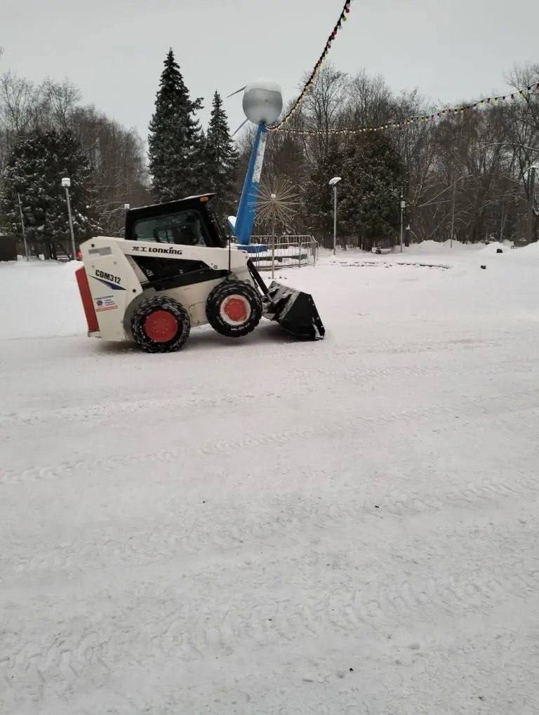 Уборка парков идет по плану Уборка парков идет по плану