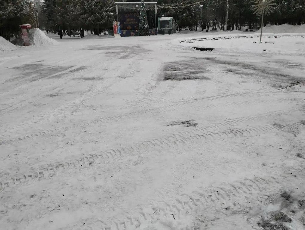 Уборка парков идет по плану Уборка парков идет по плану