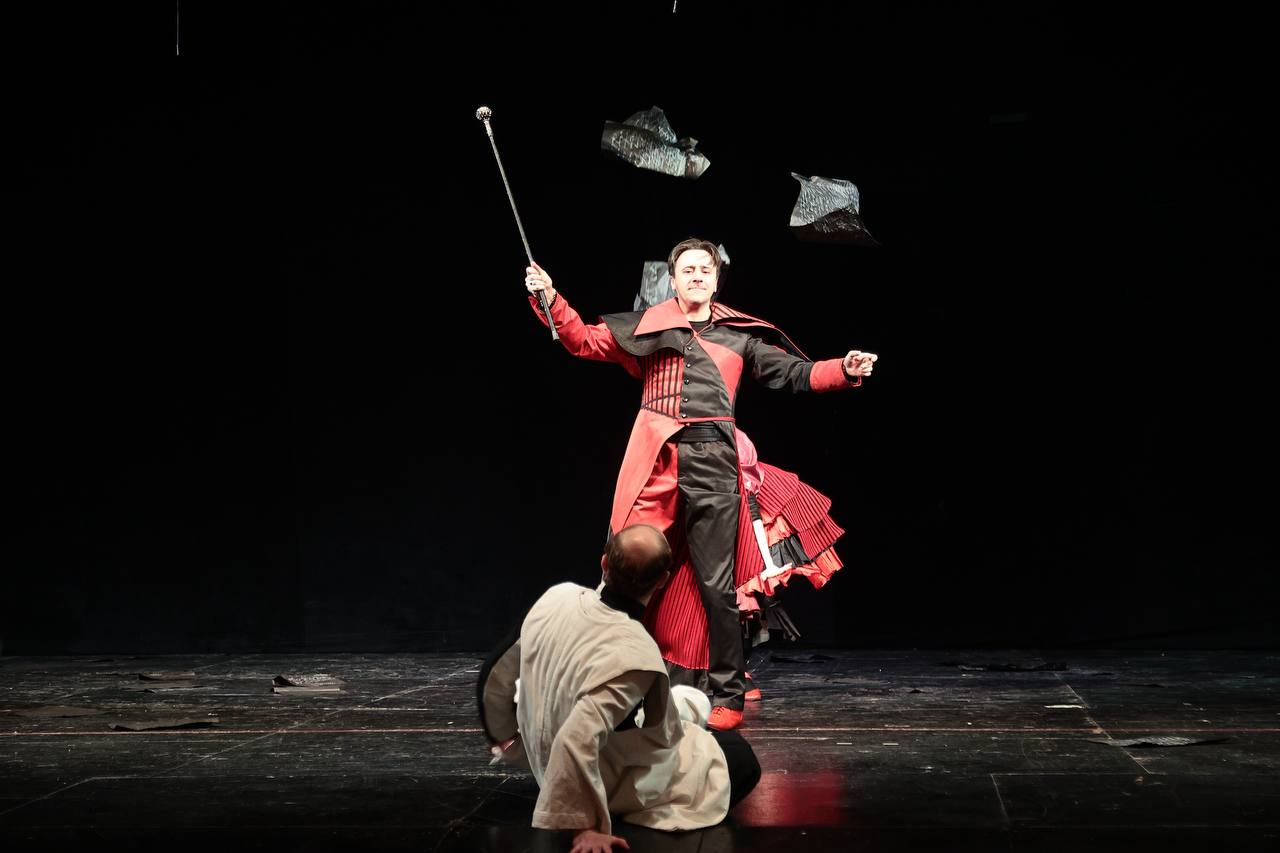 Алексей Русских: Артисты Ульяновского драматического, Молодежного, «NEБОЛЬШОГО» театров и эстрадного балета «Экситон» совсем скоро отправятся на гастроли в Москву Алексей Русских: Артисты Ульяновского драматического, Молодежного, «NEБОЛЬШОГО» театров и эстрадного балета «Экситон» совсем скоро отправятся на гастроли в Москву