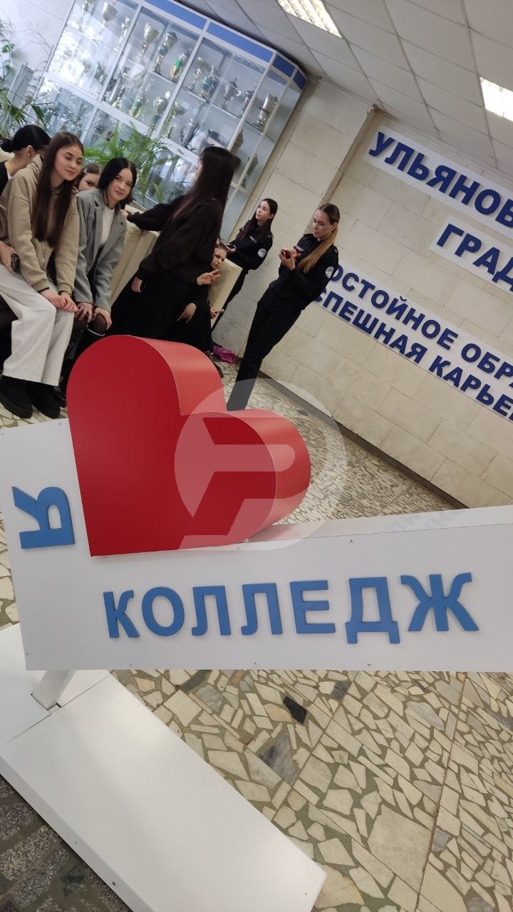 День самоуправления в ретрокиностиле День самоуправления в ретрокиностиле