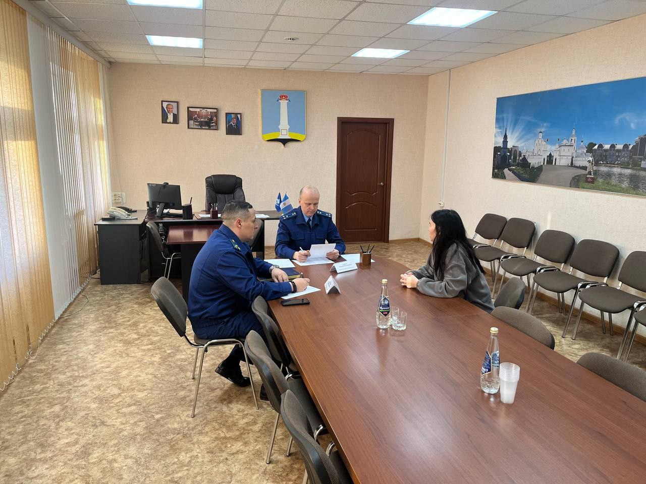 Заместитель прокурора области Максим Гришин провел личный приём жителей Засвияжского района г. Ульяновска Заместитель прокурора области Максим Гришин провел личный приём жителей Засвияжского района г. Ульяновска