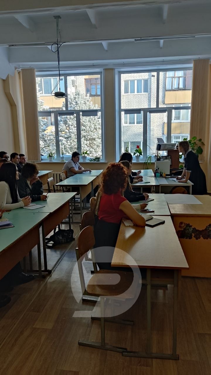 День самоуправления в ретрокиностиле День самоуправления в ретрокиностиле