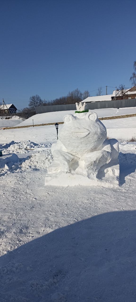 Традиционный фестиваль снежных скульптур «Зимний хутор» прошёл в Троицком Сунгуре Традиционный фестиваль снежных скульптур «Зимний хутор» прошёл в Троицком Сунгуре