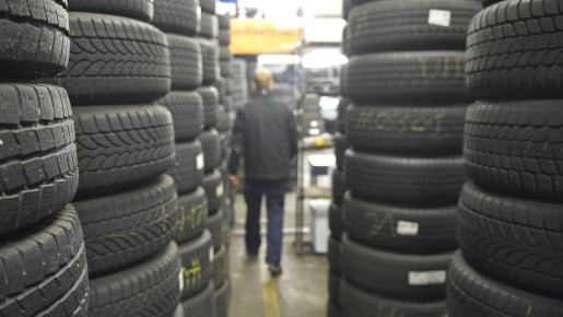 Что надо проверять при покупке б/у резины, рассказал эксперт