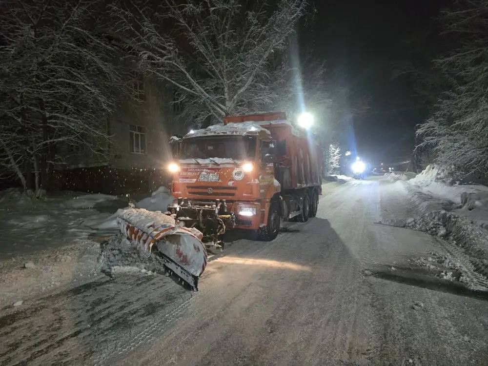 В Ульяновской области борются с последствием снегопада В Ульяновской области борются с последствием снегопада
