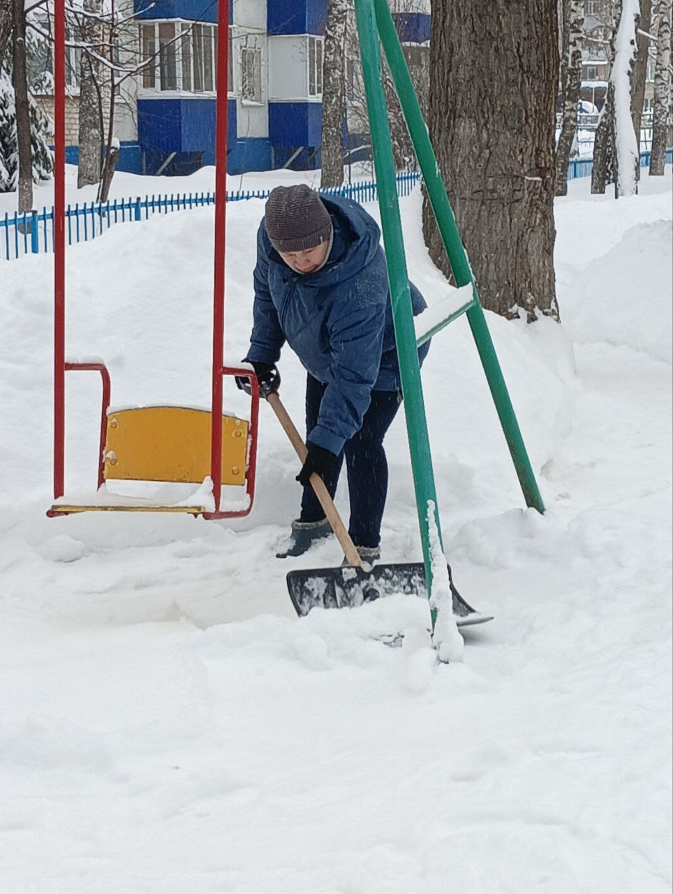 Ульяновские ТОСы помогают городским дорожникам в уборке снега Ульяновские ТОСы помогают городским дорожникам в уборке снега